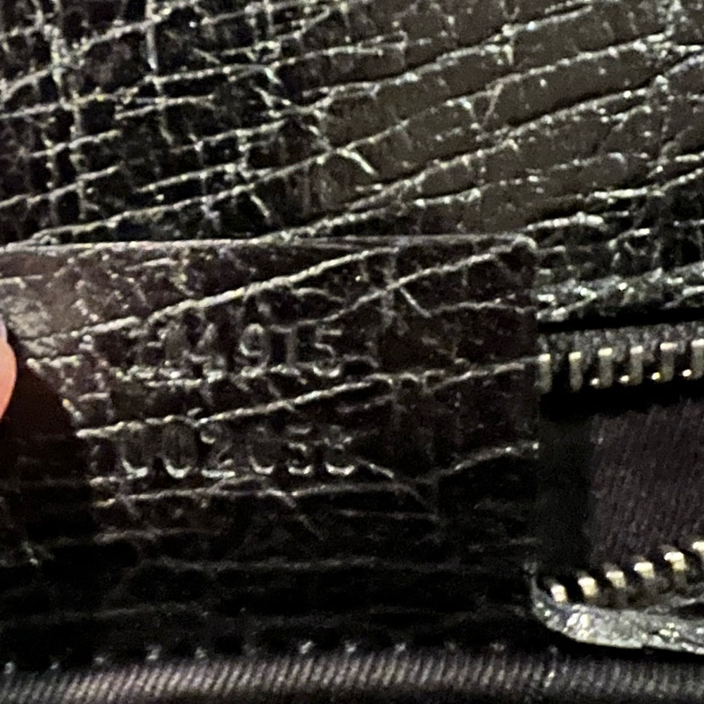 Gucci Black Classic Canvas GG Print Shoulder Bag - Picture 13 of 15